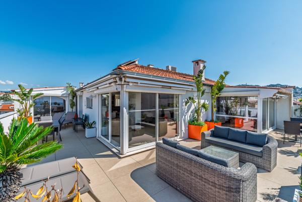 Cannes-Banane : Rare, penthouse vue mer et Suquet , 3 chambres et grande terrasse
