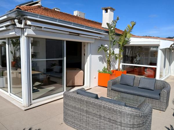 Cannes-Banane : Rare, penthouse vue mer et Suquet , 3 chambres et grande terrasse