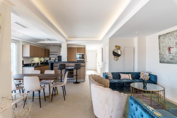 Cannes-Banane : Rare, penthouse vue mer et Suquet , 3 chambres et grande terrasse