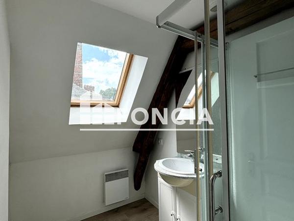 Location Appartement 2 pièces 24 m² - 2 RUE DU VERGER Cholet 49300