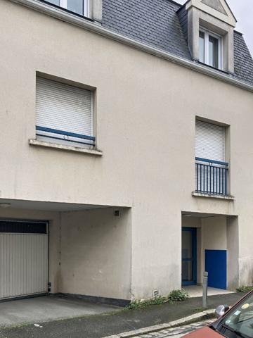 A vendre - Appartement de type 1 de 17 m² libre de locataire "Angers Château / Acdémie"