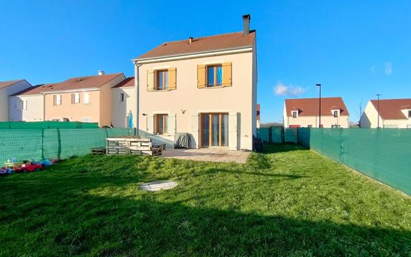 Maison à vendre    4 pièces •  Rozay-en-Brie