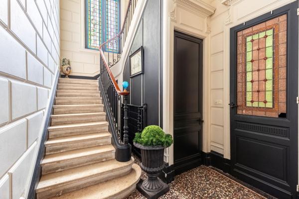 Vente Appartement de luxe Bordeaux 8 Pièces 220 m²