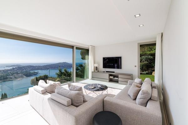 Vente Maison contemporaine Villefranche-sur-Mer 8 Pièces 360 m²