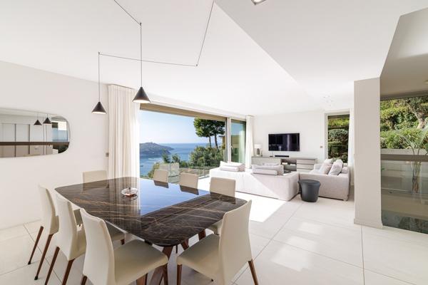 Vente Maison contemporaine Villefranche-sur-Mer 8 Pièces 360 m²