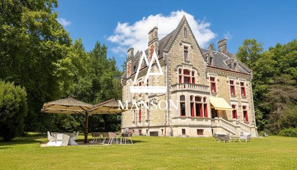 PERIGUEUX - MANOIR STYLE TUDOR