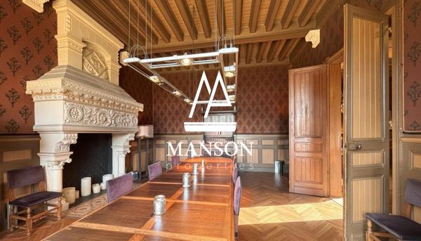 PERIGUEUX - MANOIR STYLE TUDOR