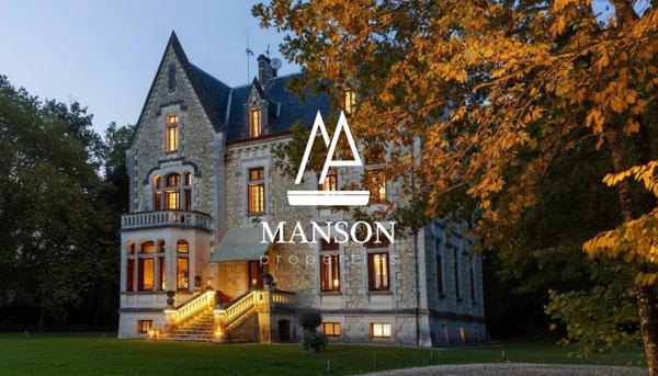 PERIGUEUX - MANOIR STYLE TUDOR