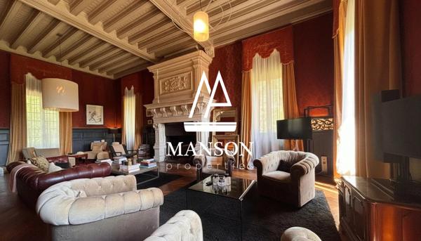 PERIGUEUX - MANOIR STYLE TUDOR
