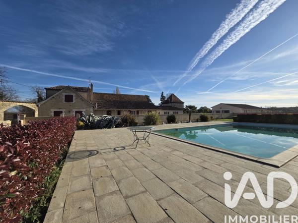 Maison à vendre 18 pièces 654 m² Gardonne