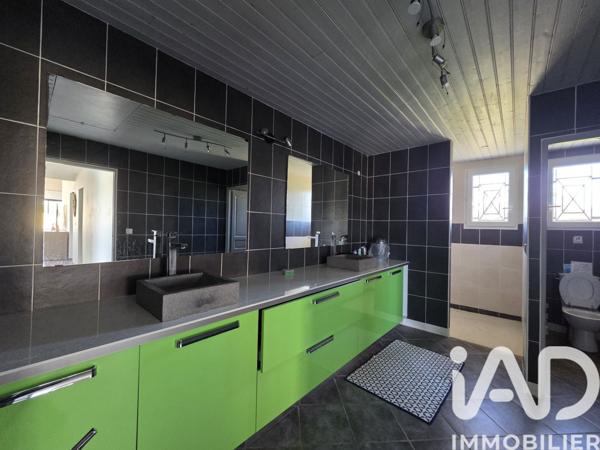 Maison à vendre 18 pièces 654 m² Gardonne