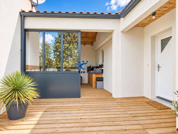 5 MIN D'AIGREFEUILLE D'AUNIS, MAISON 212 M² 6 CHAMBRES PISCINE ET JARDIN Aigrefeuille d aunis