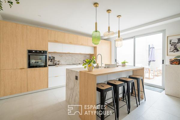 Ancienne grange réhabilitée en loft avec rooftop panoramique à Eysines