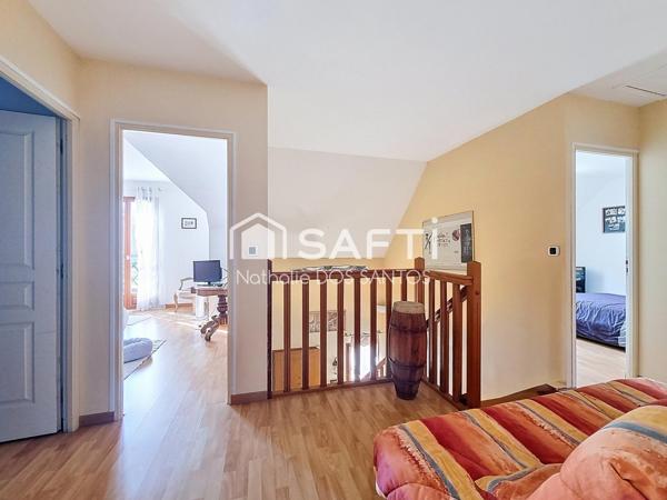 Maison familiale 5 chambres avec piscine – Cadre paisible et verdoyant