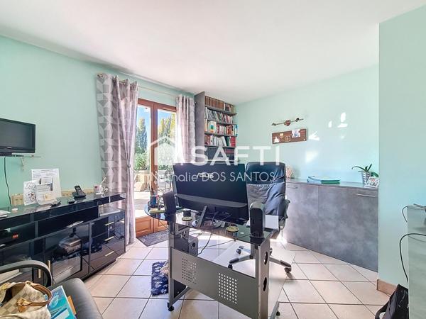 Maison familiale 5 chambres avec piscine – Cadre paisible et verdoyant