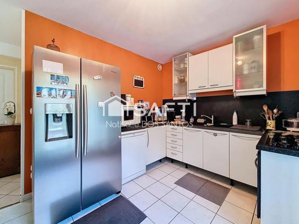 Maison familiale 5 chambres avec piscine – Cadre paisible et verdoyant