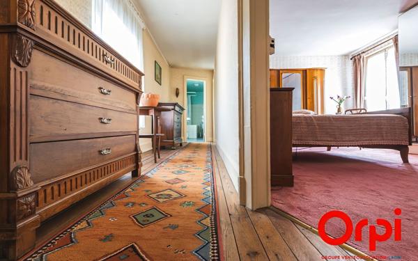 Maison à vendre    6 pièces •  Crécy-sur-Serre