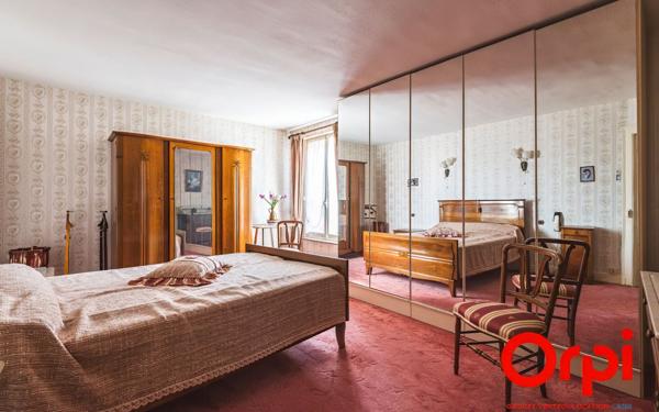 Maison à vendre    6 pièces •  Crécy-sur-Serre