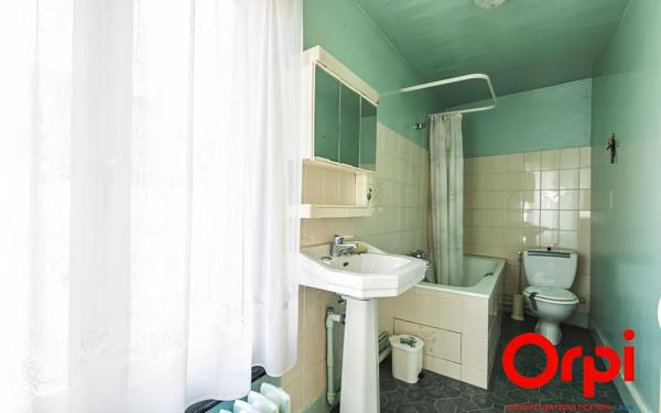 Maison à vendre    6 pièces •  Crécy-sur-Serre