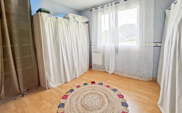 Maison à vendre    5 pièces •  Pompignan