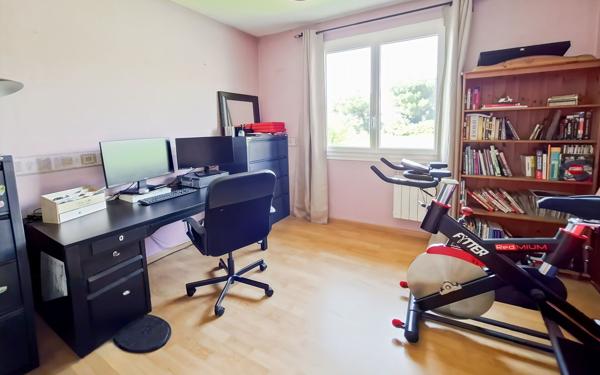 Maison à vendre    5 pièces •  Pompignan