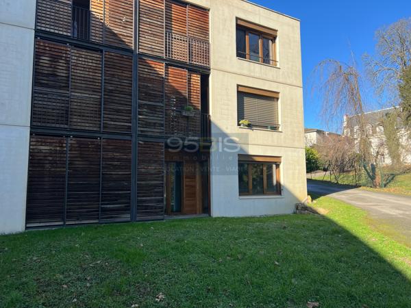Collonges au mont d'or T2 de 45 m2 , garage, cave, terrasse rdc