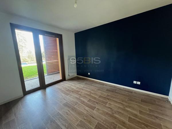 Collonges au mont d'or T2 de 45 m2 , garage, cave, terrasse rdc