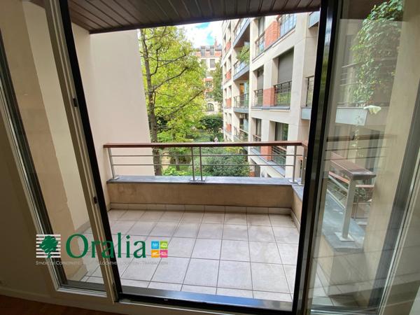Appartement · Location Paris (75006) 3 pièces · 80m²