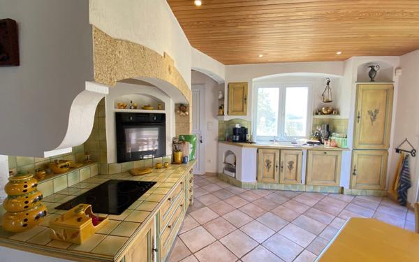 Maison à vendre    4 pièces • 125 m2 Montjay