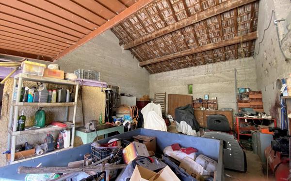 Maison à vendre    4 pièces •  Monteux