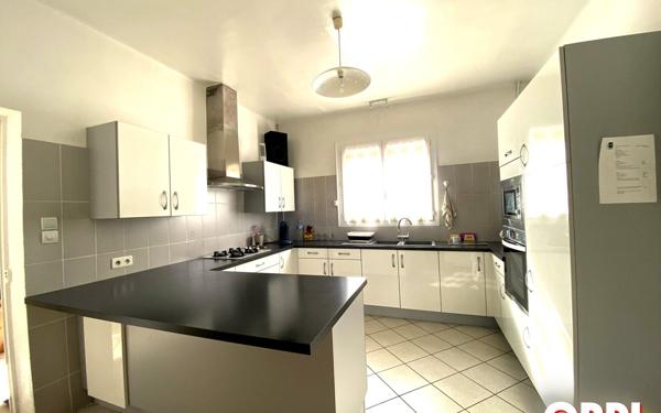 Maison à vendre    4 pièces •  Monteux