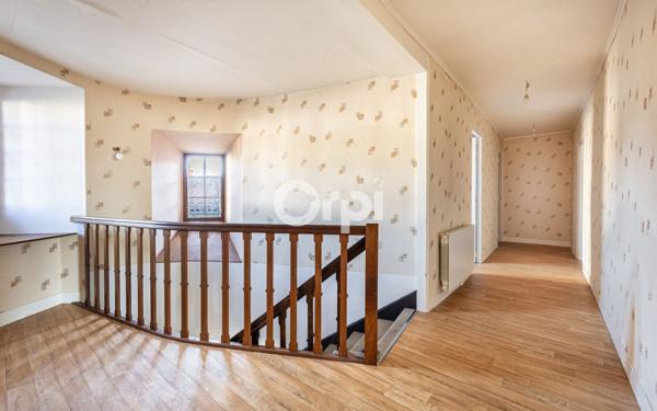 Maison à vendre    3 pièces • 139 m2 Séreilhac