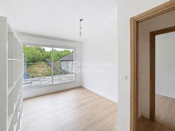 MAISON DE 110 M² AVEC 3 CHAMBRES, GRAND GARAGE ET JARDIN CLOS A ROMBAS