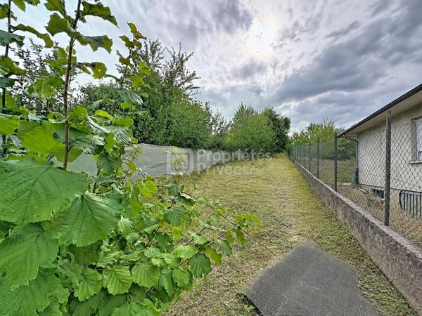 MAISON DE 110 M² AVEC 3 CHAMBRES, GRAND GARAGE ET JARDIN CLOS A ROMBAS