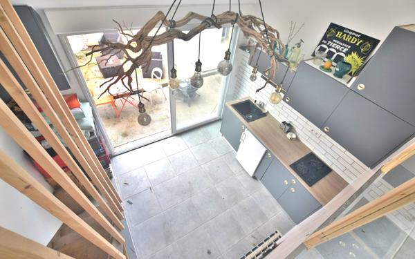 Maison à vendre    4 pièces • 135,25 m2 Saint-Ouen