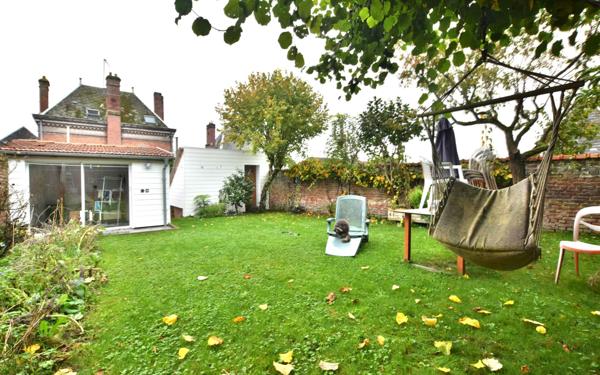 Maison à vendre    4 pièces • 135,25 m2 Saint-Ouen