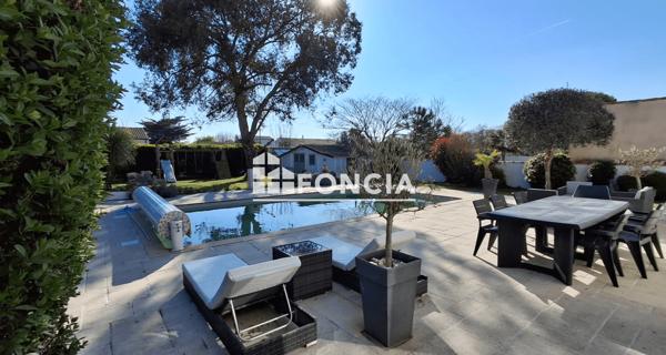 À vendre Maison 5 pièces 175.71 m² - Saint-vivien 17220