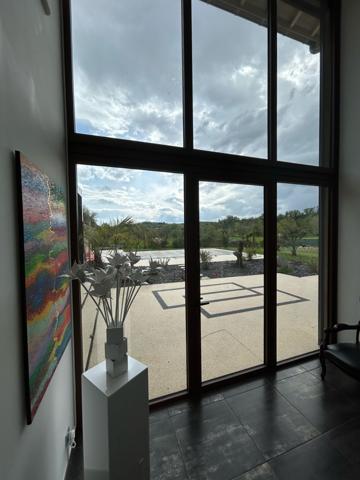 Romans-sur-Isère (26100) Bastide de Grand Standing : Un Écrin de Luxe et de Confort , une rénovation exceptionnelle et qualitative.