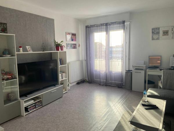 Appartement à vendre    4 pièces • 84,12 m2 Parentis-en-Born