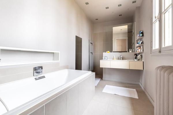 Vente Maison de luxe Bordeaux 10 Pièces 370 m²