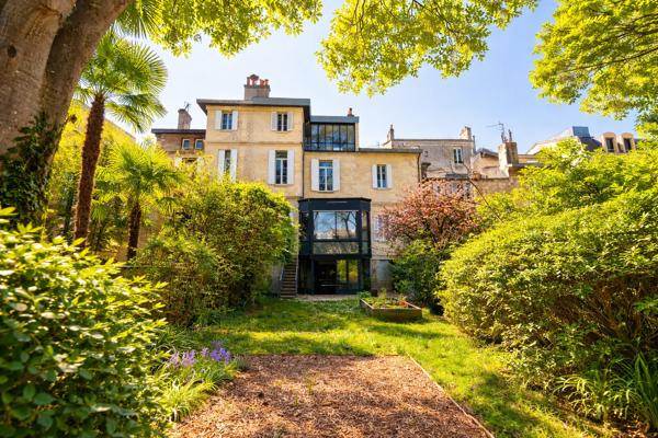 Vente Maison de luxe Bordeaux 10 Pièces 370 m²