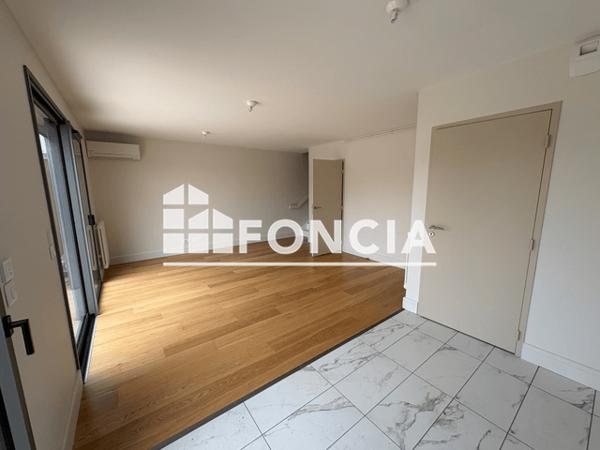 Location Appartement 4 pièces 91.55 m² - Mont-de-marsan 40000