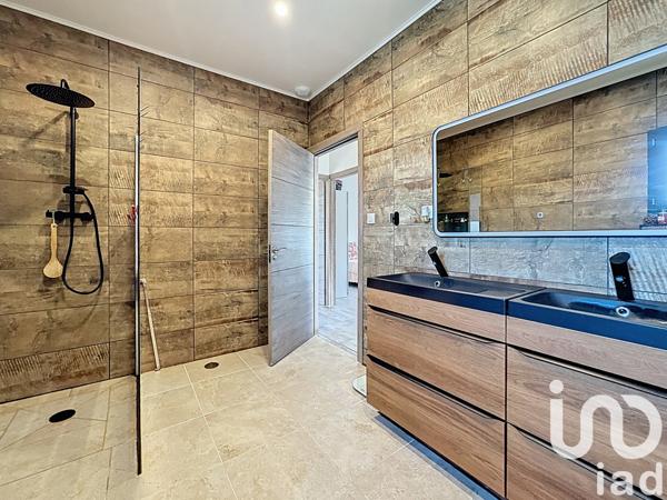 Maison à vendre 8 pièces 222 m² Cazilhac