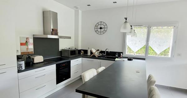 Maison à vendre 9 pièces PORTO VECCHIO (20)