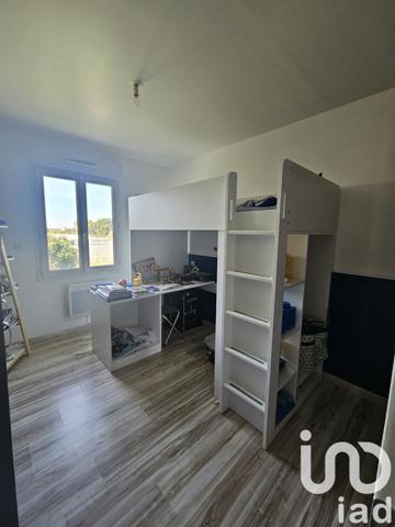 Maison à vendre 4 pièces 112 m² Roullet-Saint-Estèphe
