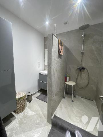 Castellar, villa de 5 pièces de 129 m² avec piscine, ver mer et montagnes 