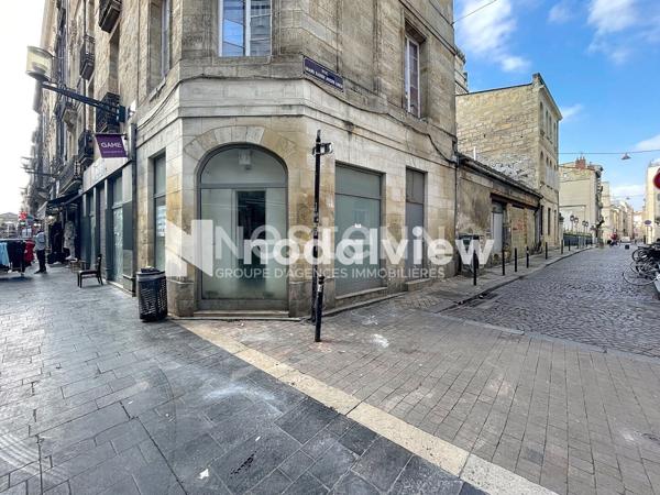 Emplacement PREMIUM Immeuble a vendre Rue sainte Catherine