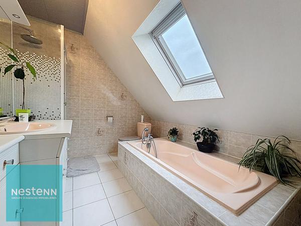 Amboise, quartier résidentiel maison 4 chambres sur 720m² de terrain.