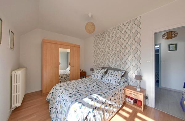 APPARTEMENT LUMINEUX 3 CHAMBRES AVEC GRAND BALCON