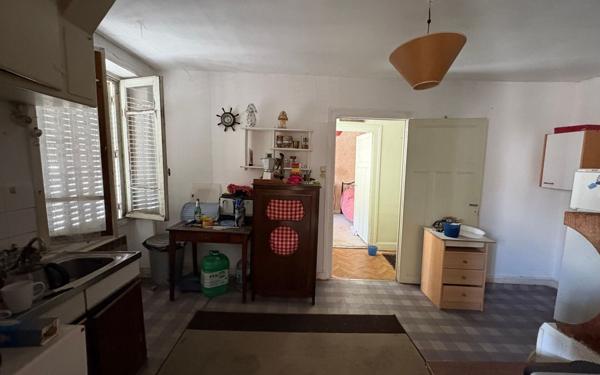 Maison à vendre    2 pièces •  La Trimouille